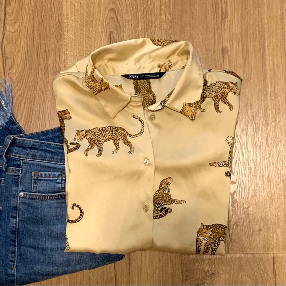 Zara satin shirt with leopards